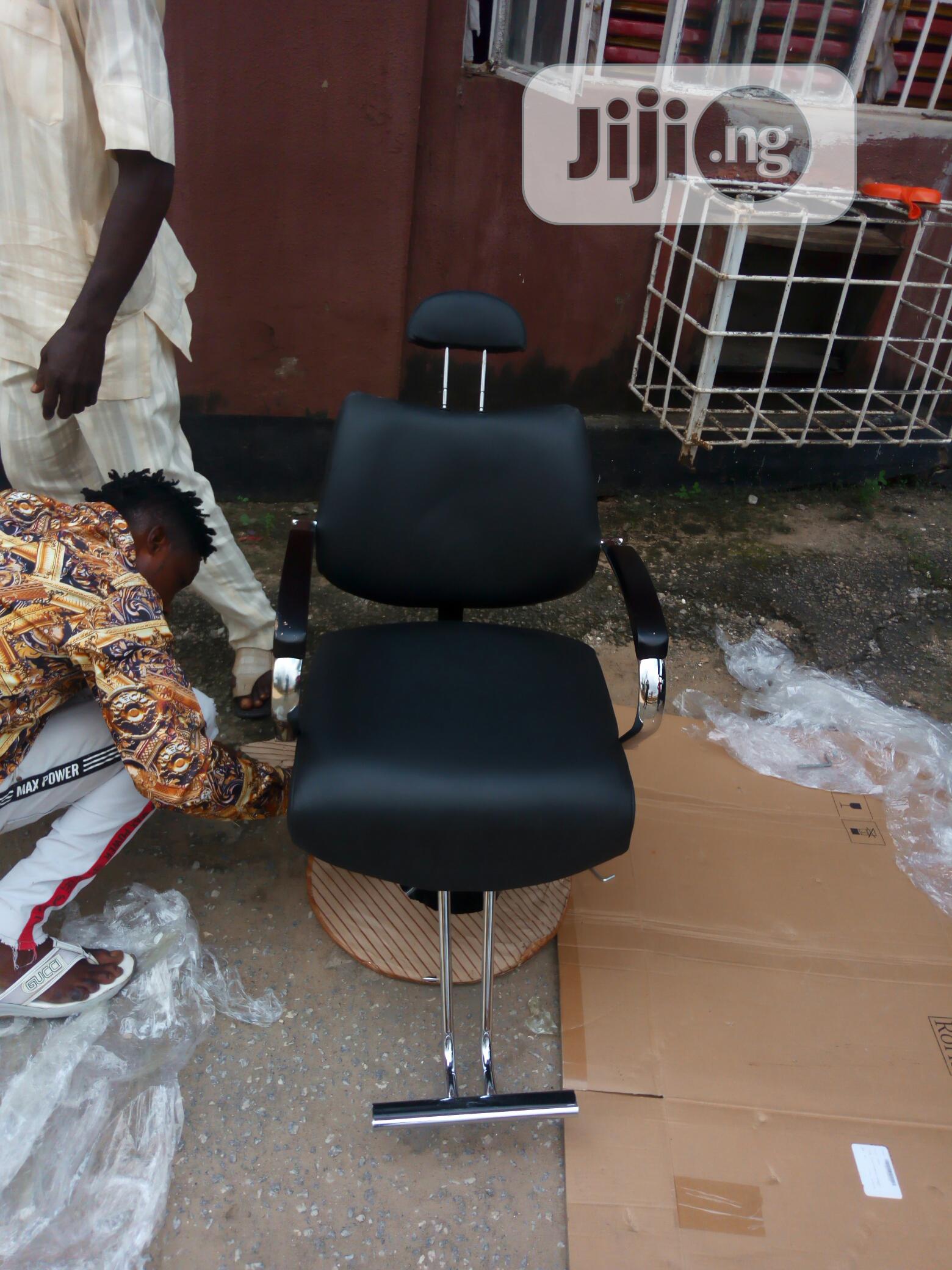 Saloon Chair