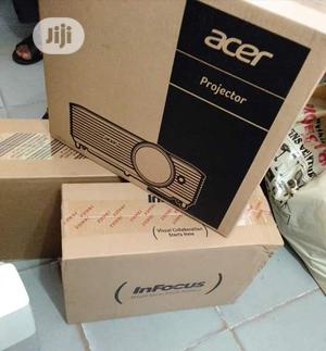 Brand New 4000 Lumens Acer