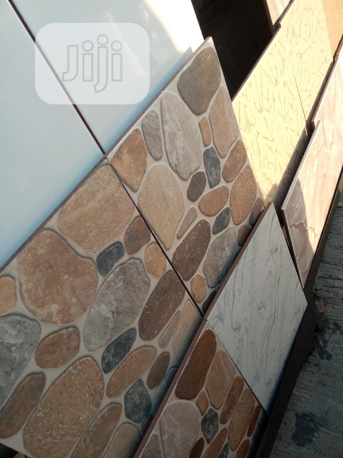 25x40 External Crack Tiles