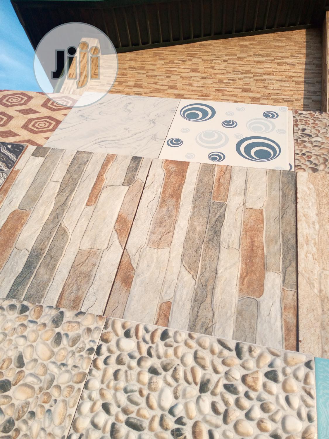 25x40 External Crack Tiles
