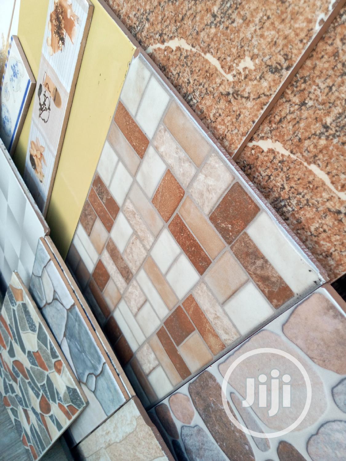 25x40 External Crack Tiles