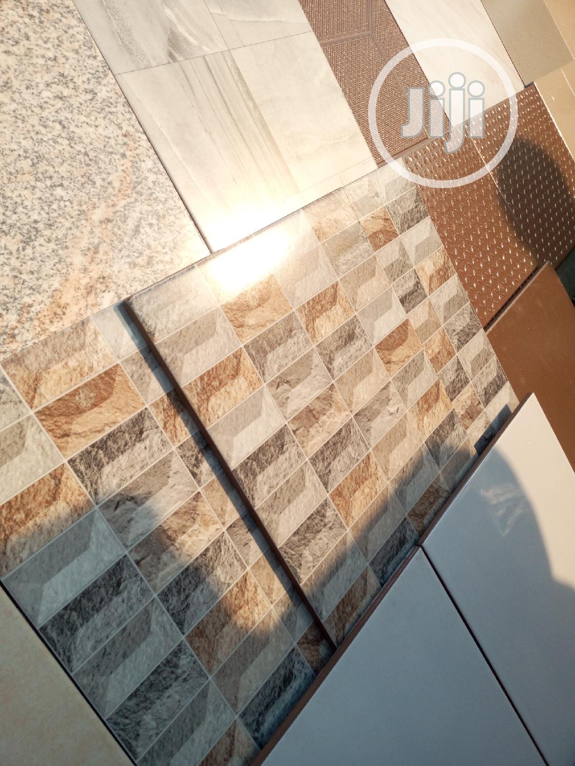 25x40 External Crack Tiles