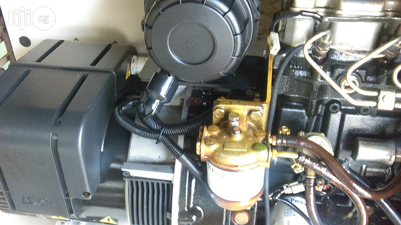 Nice 15kva Perkins Jubaili Generator