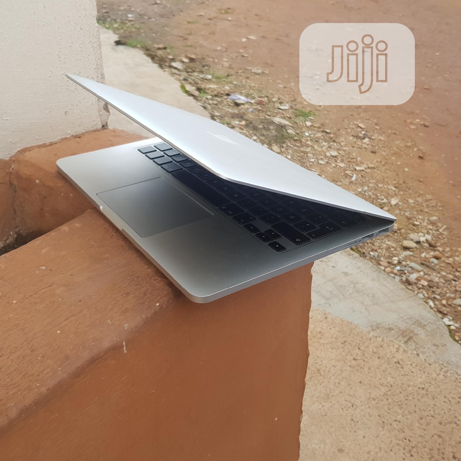 Laptop Apple MacBook Pro 8GB Intel Core I5 SSD 128GB