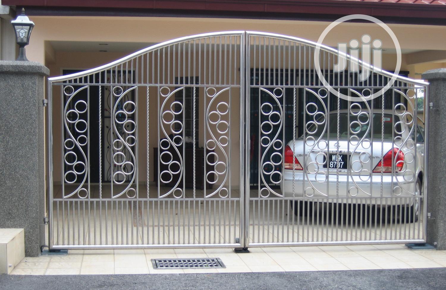 Stainless Steel Gate With Automatic Open and Remote Control