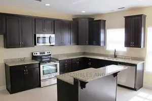 Quality Marbles/Granite Slab for Step