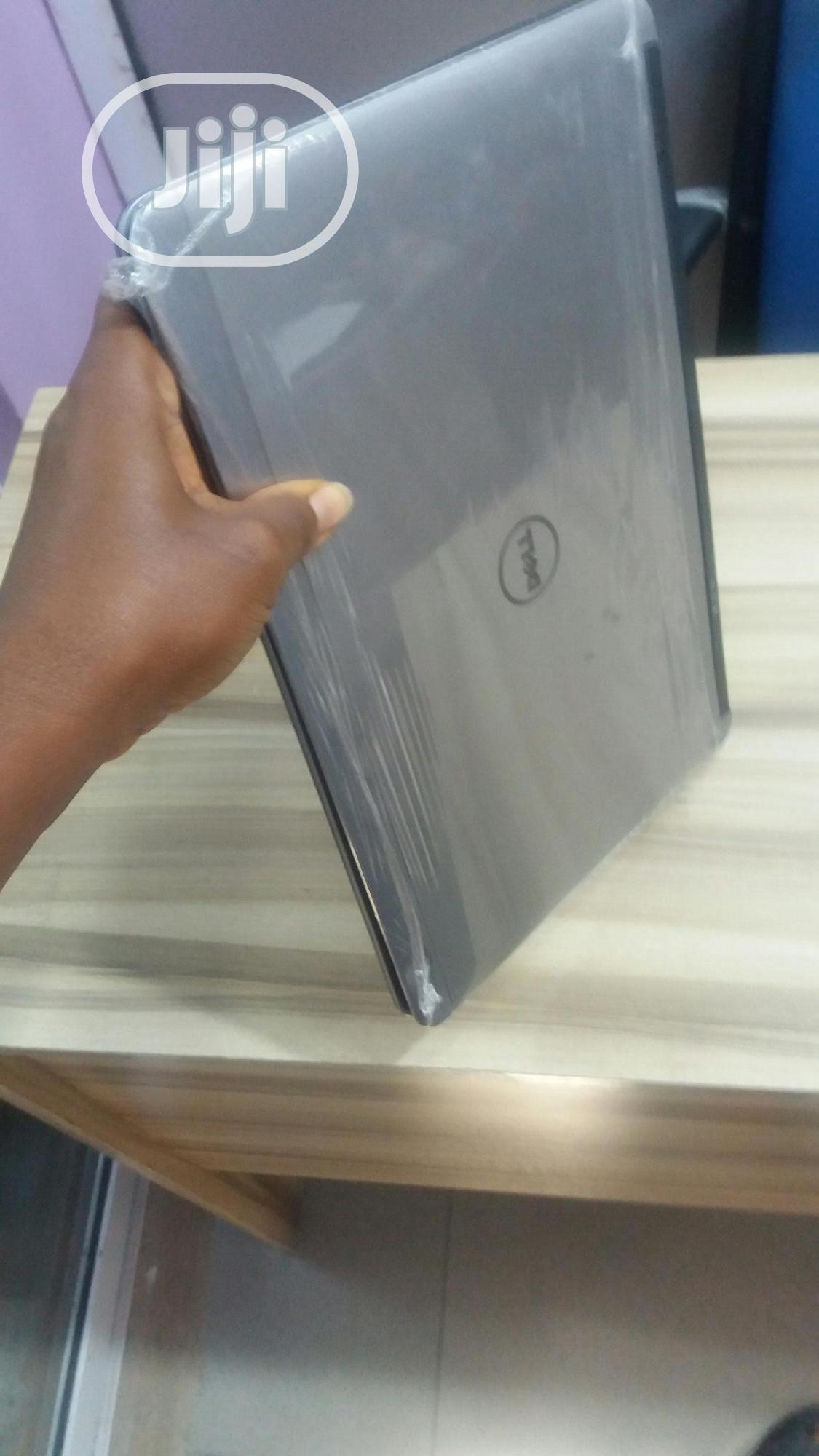 Laptop Dell Latitude E7450 8GB Intel Core I5 SSD 256GB