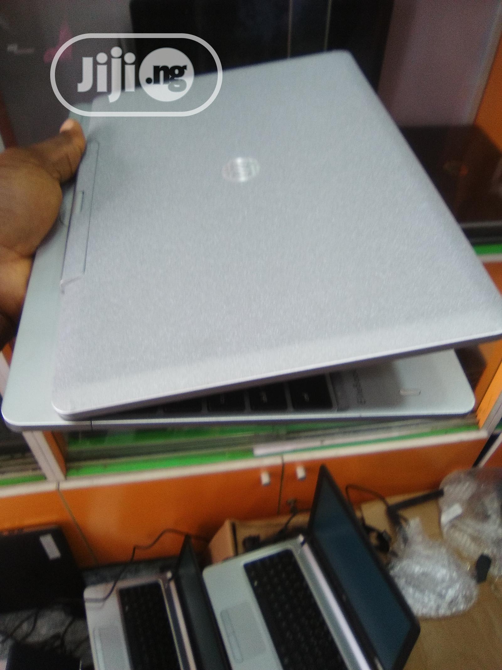 HP 10 Plus 2201 128 GB