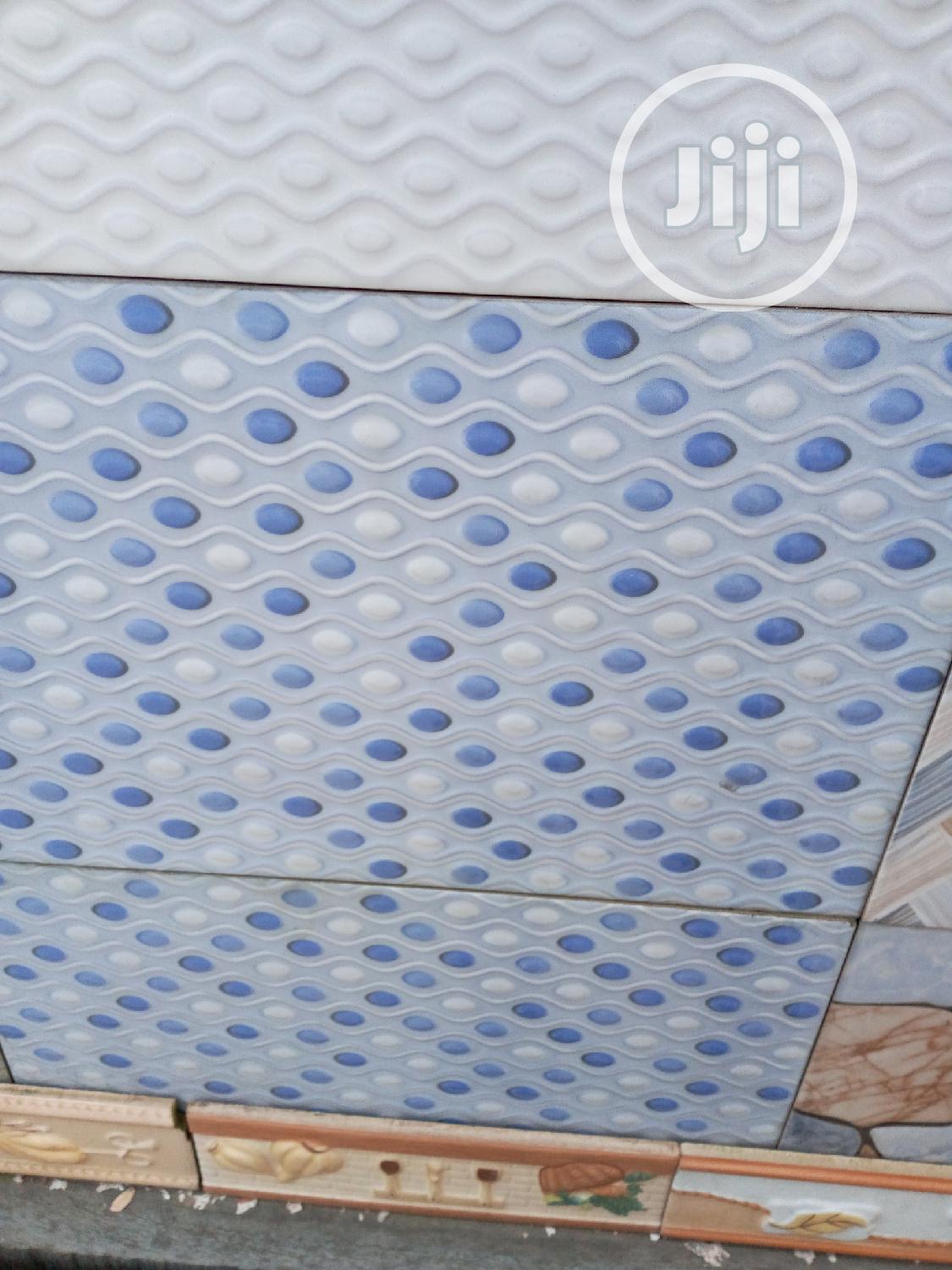 25x40bwall Tiles
