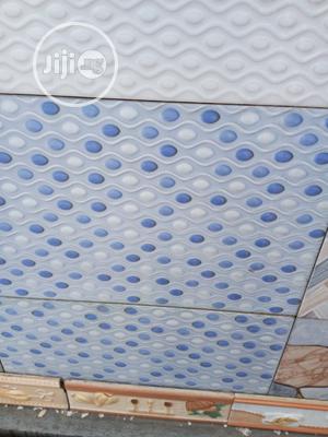 25x40bwall Tiles