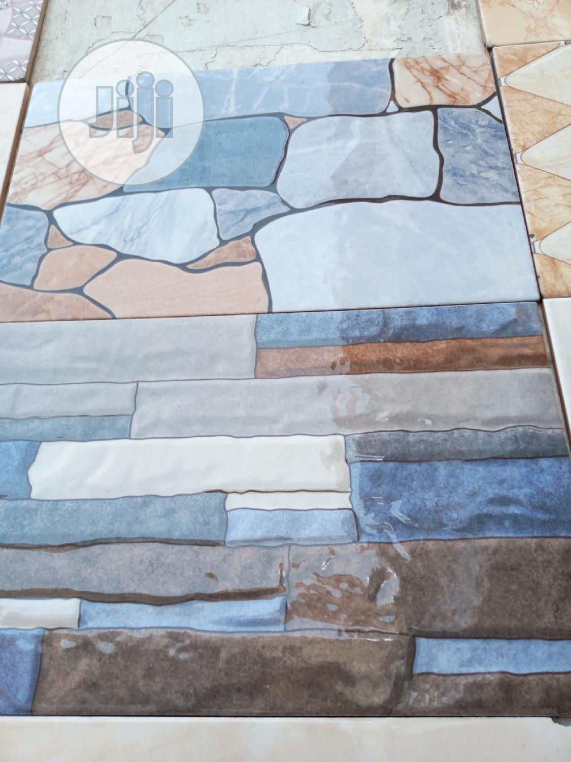 25x40bwall Tiles