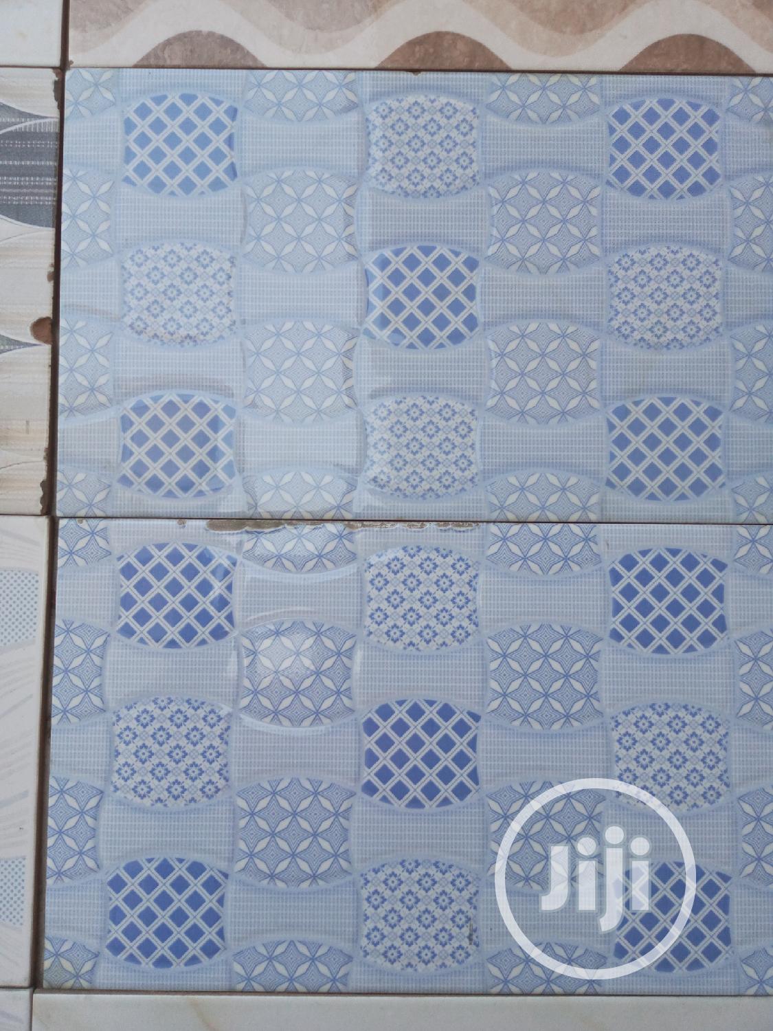 25x40bwall Tiles