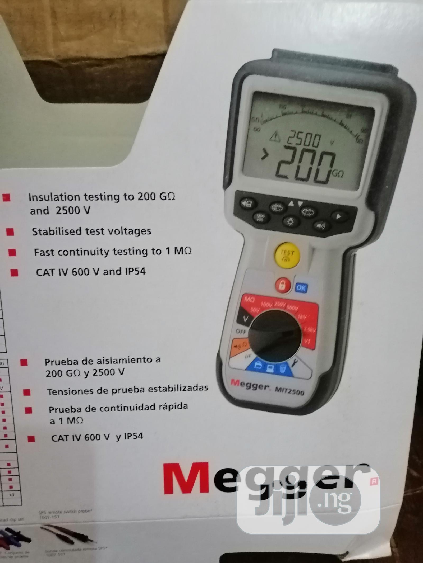 Megger MIT400/2 Insulation and Continuity Tester