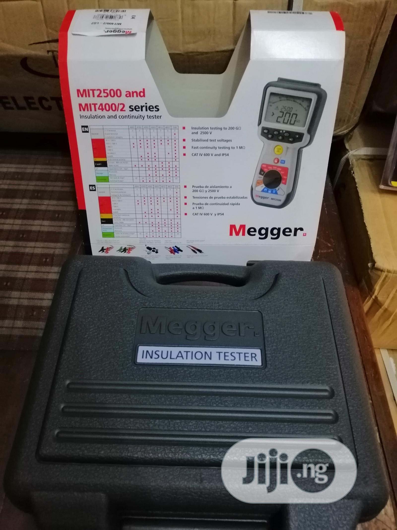 Megger MIT400/2 Insulation and Continuity Tester
