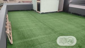 Redefine Your Rooftops With Quality Green Grass Rugs