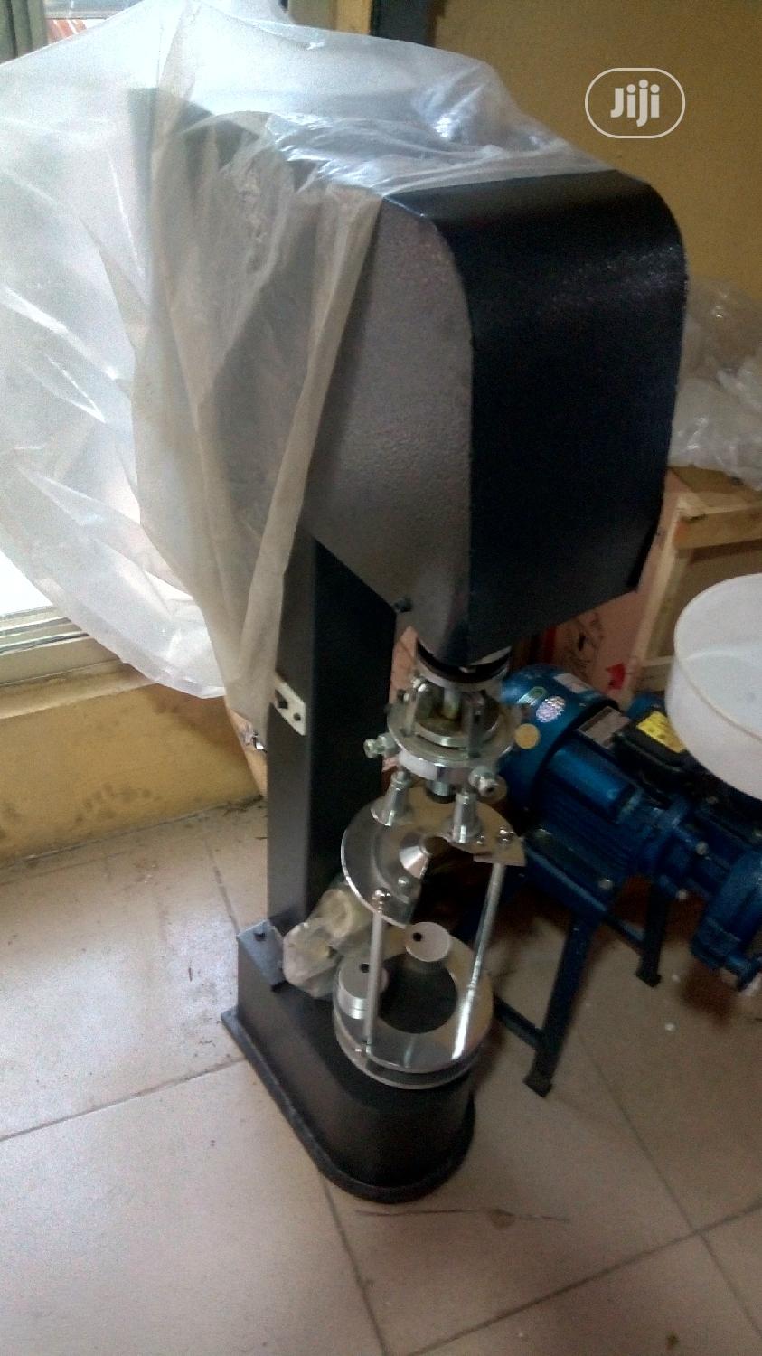 Bottle Capping Machine