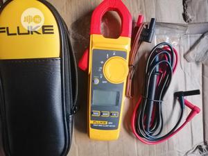 Fluke 324 Clamp Meter
