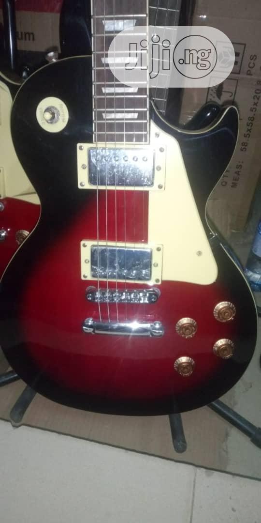 Professional LES PAUL Guitar