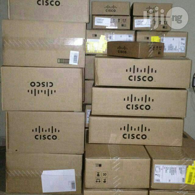 Cisco Catalyst Ws-C2960+24pc-L