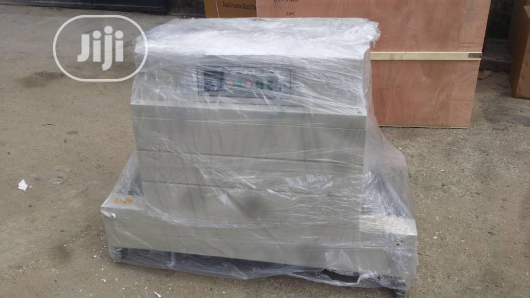Water Shrink Wrapping Bottling Table Shrink Wrapper