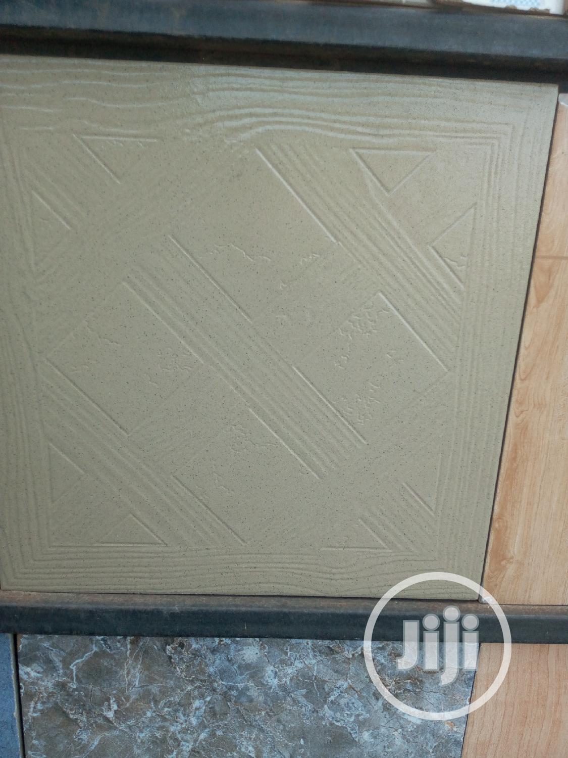 40x40 Floor and Wall Tiles