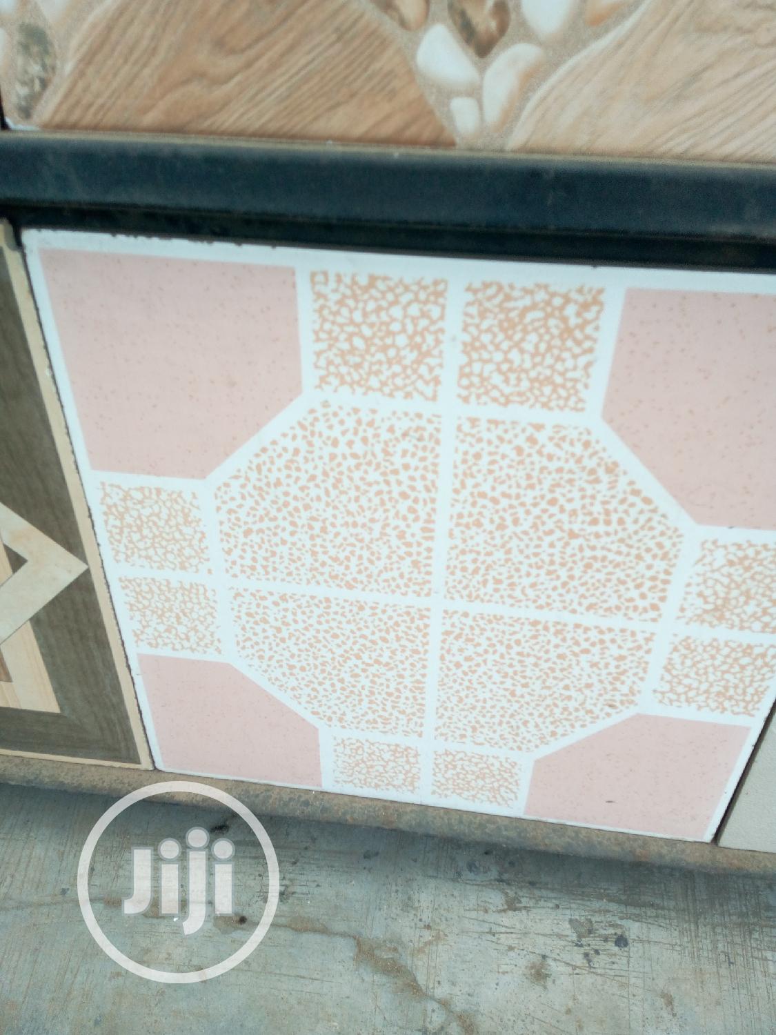 40x40 Floor and Wall Tiles
