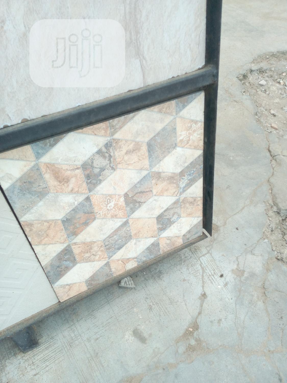 40x40 Floor and Wall Tiles
