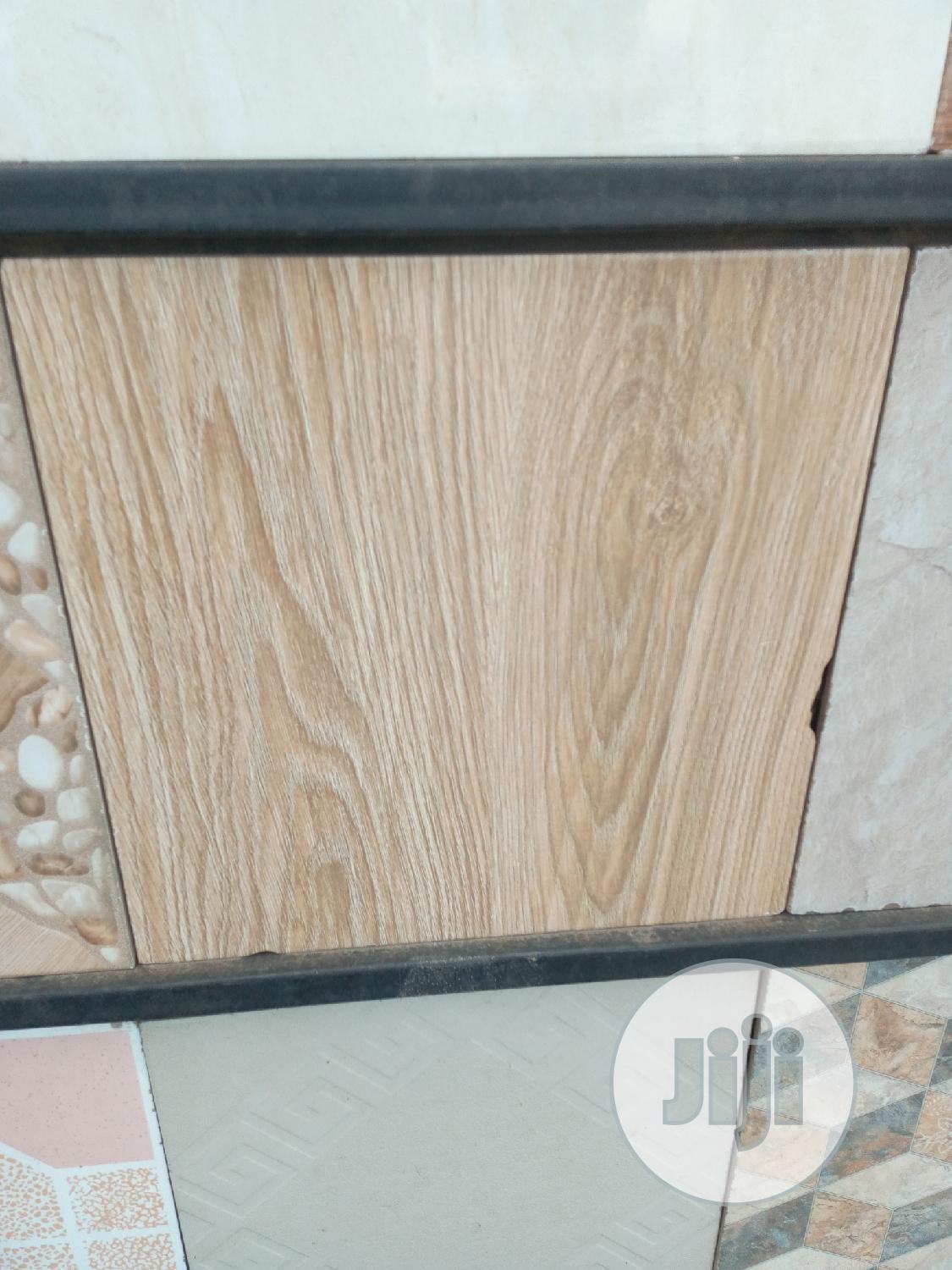40x40 Floor and Wall Tiles