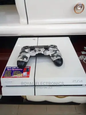 Ps4 Game With Latest Games Downloaded Fifa21 Pes21 With Hdmi