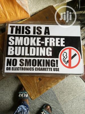 School No Smoking Signage.