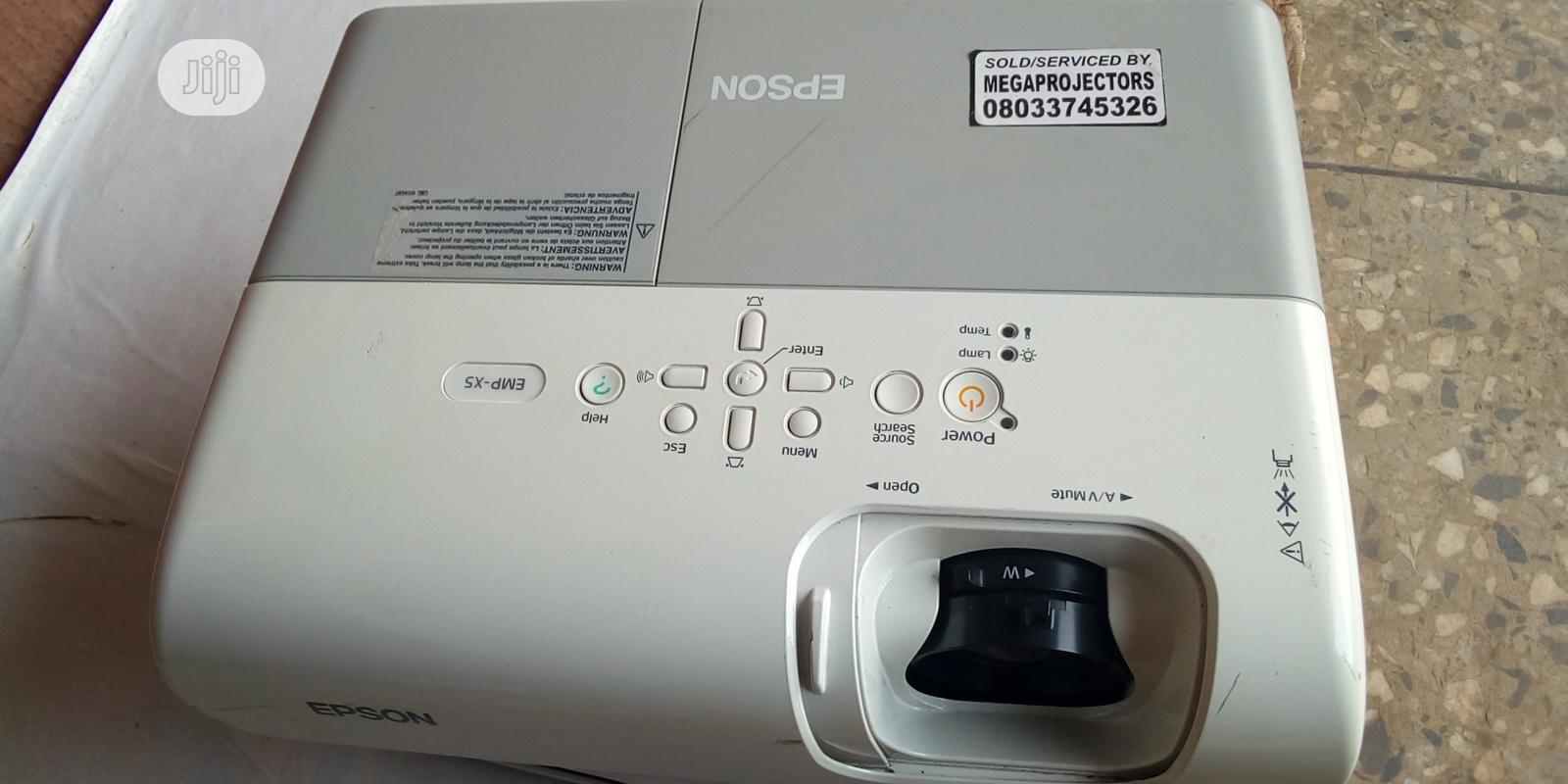 Very Good Epson Projector