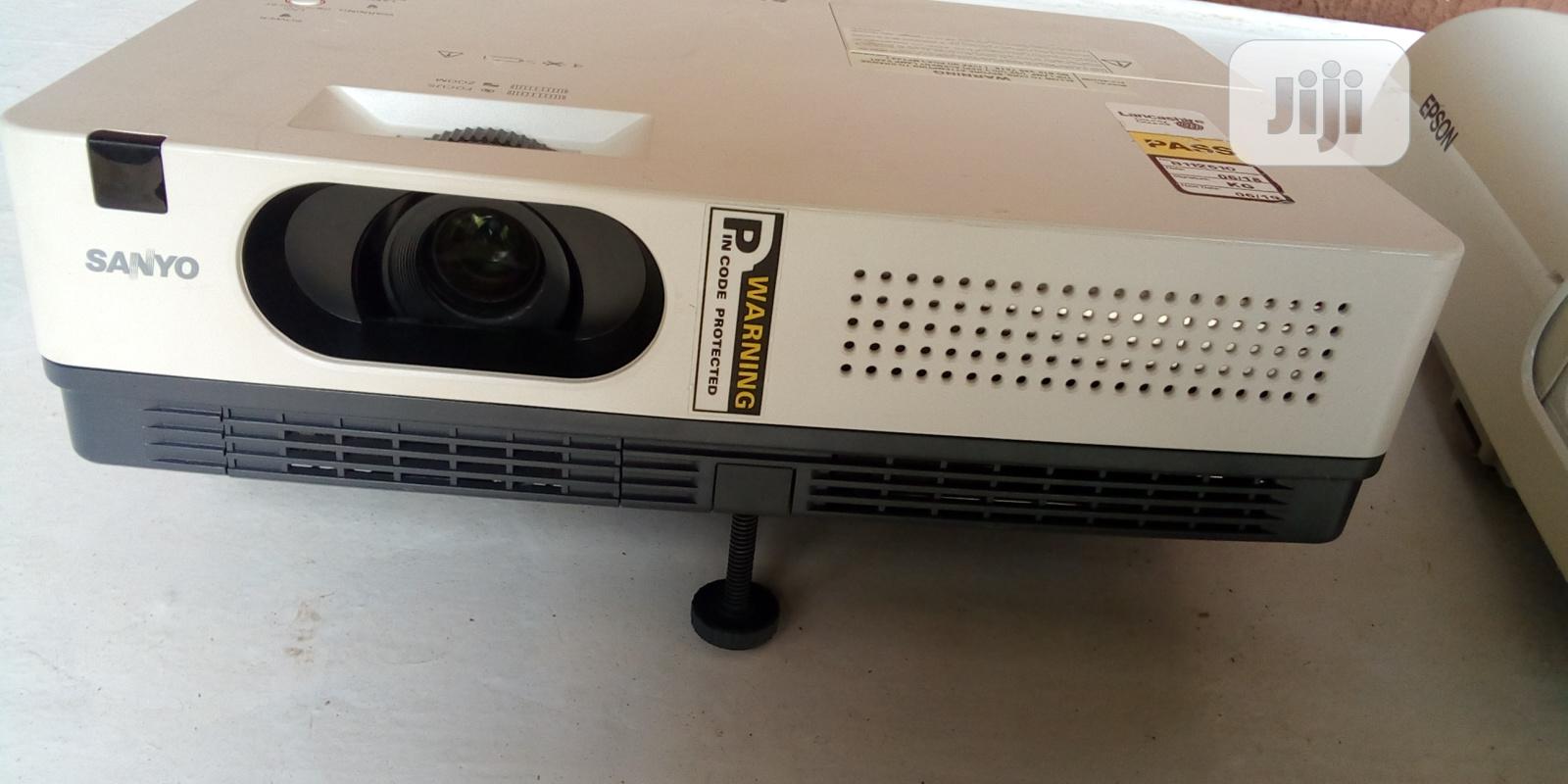 Highly Durable Sanyo Projector