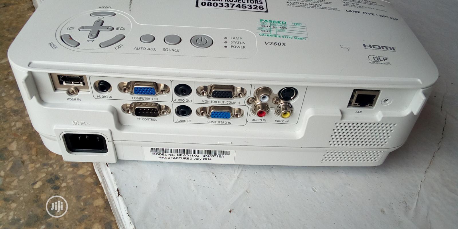 NEC Projector
