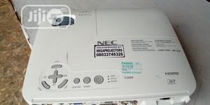 NEC Projector