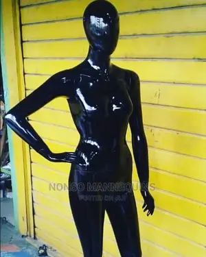 Black Female Hand To Waist Pose Clothes Display Mannequin