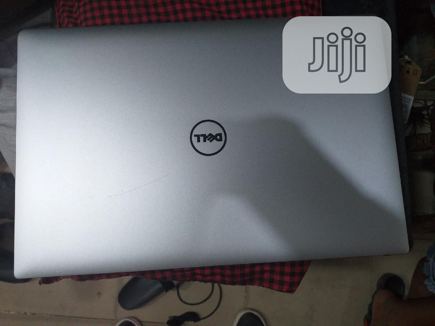 Laptop Dell Precision 5520 32GB Intel Core I7 SSD 1T