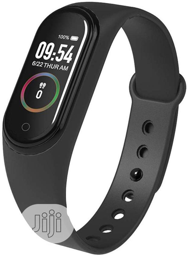 m4 smart band