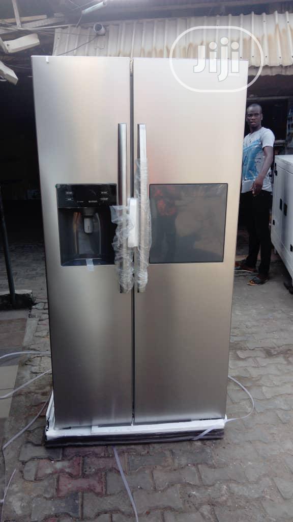 Lg Fridge With Dispenser and Ice Block Maker