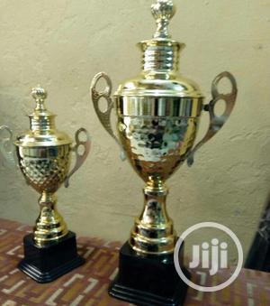 2set Of Trophy