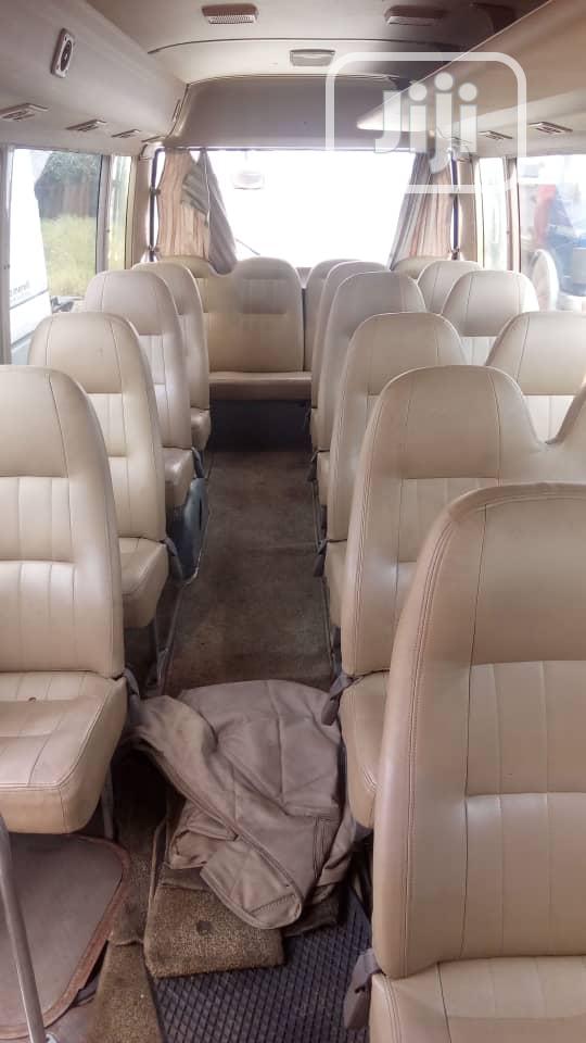 Toyota Coaster 2012