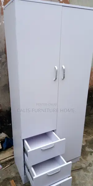 New 6ft Wardrobe With Drawers