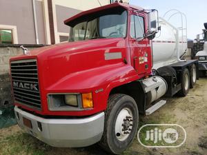 American Used CH Mack Road Water Sprayer Truck 4sale