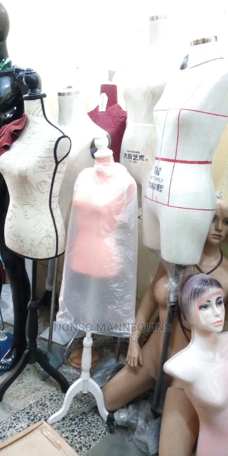 Dressform Displays