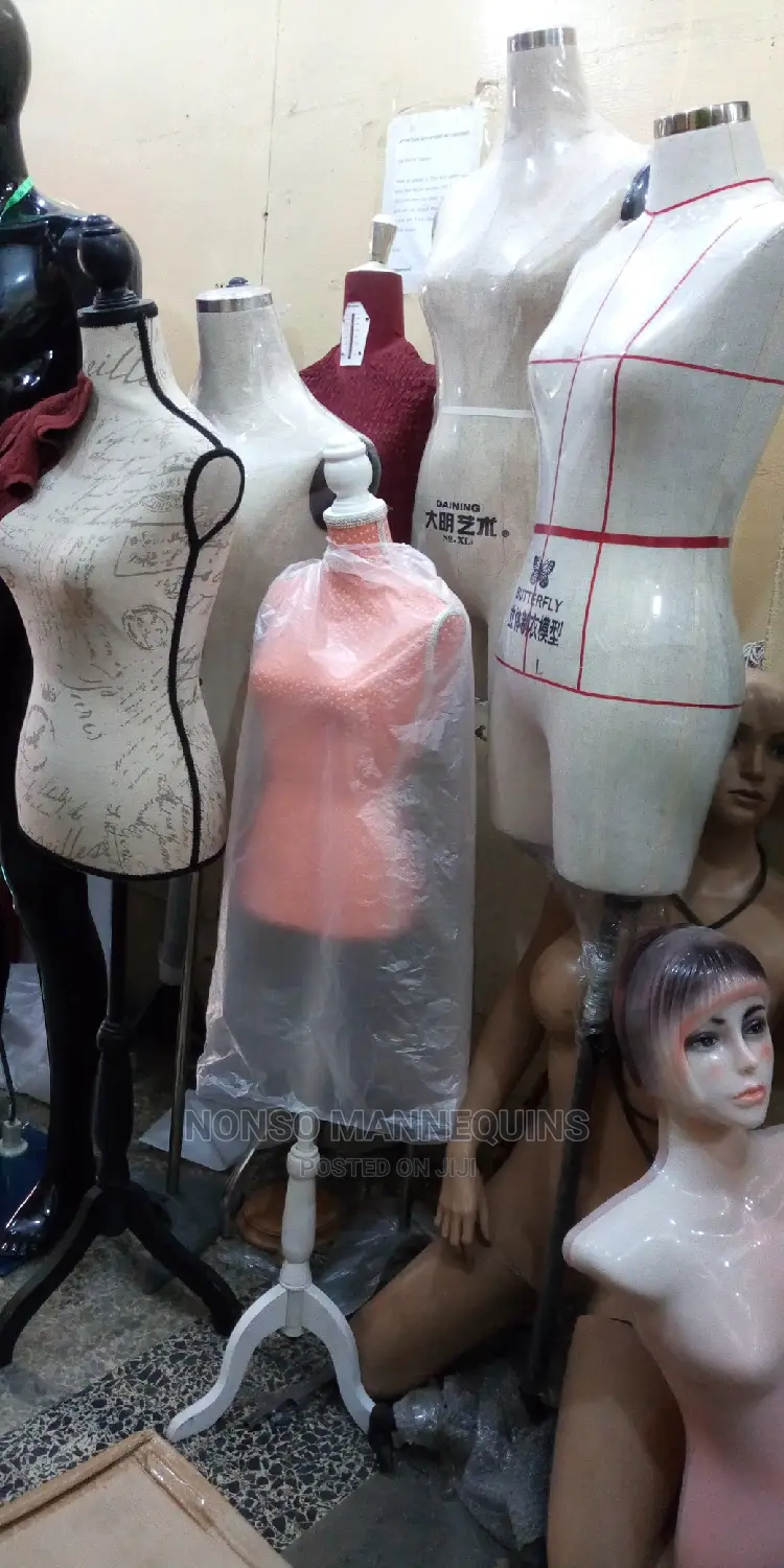 Dressform Displays