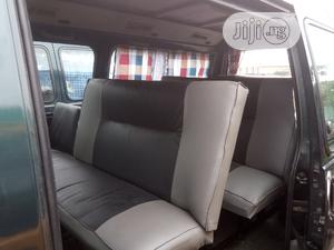 Mitsubishi L300 2001 Green