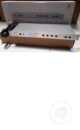 Unifi Security Gateway Pro 4 (USG-PRO-4)