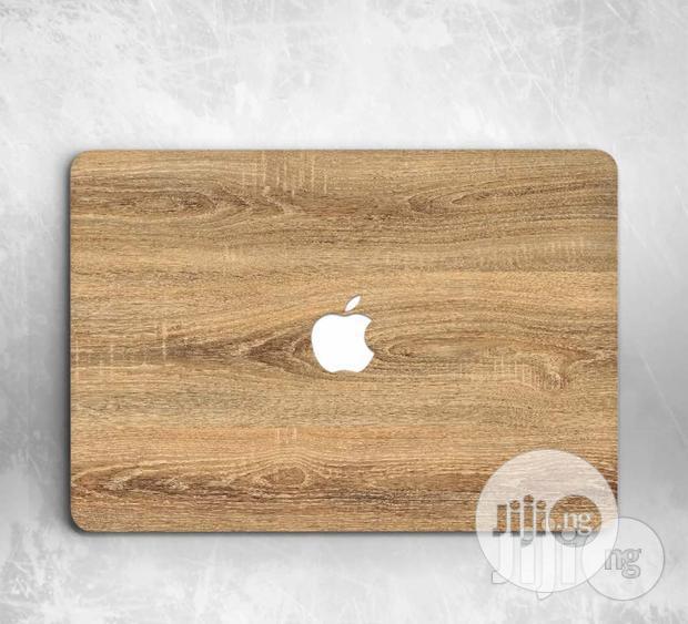 Apple Casing