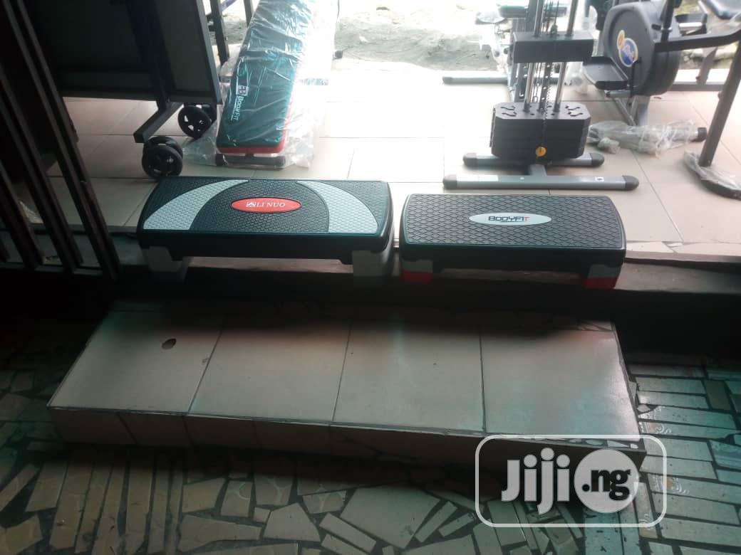 New Step Board Both Double Deck and Single Is Available