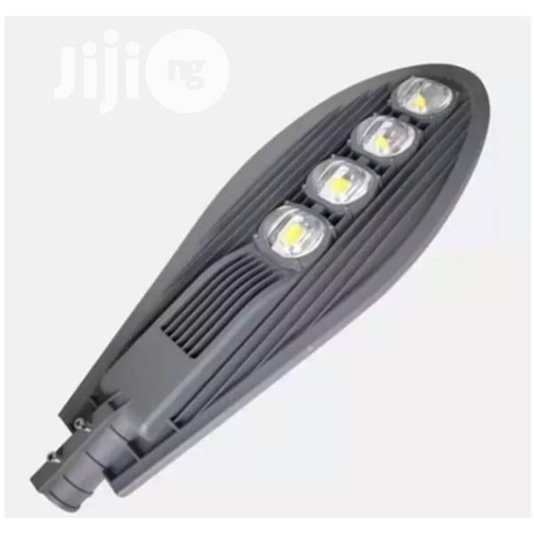 Universal Chef 200 Watts Led Street Light