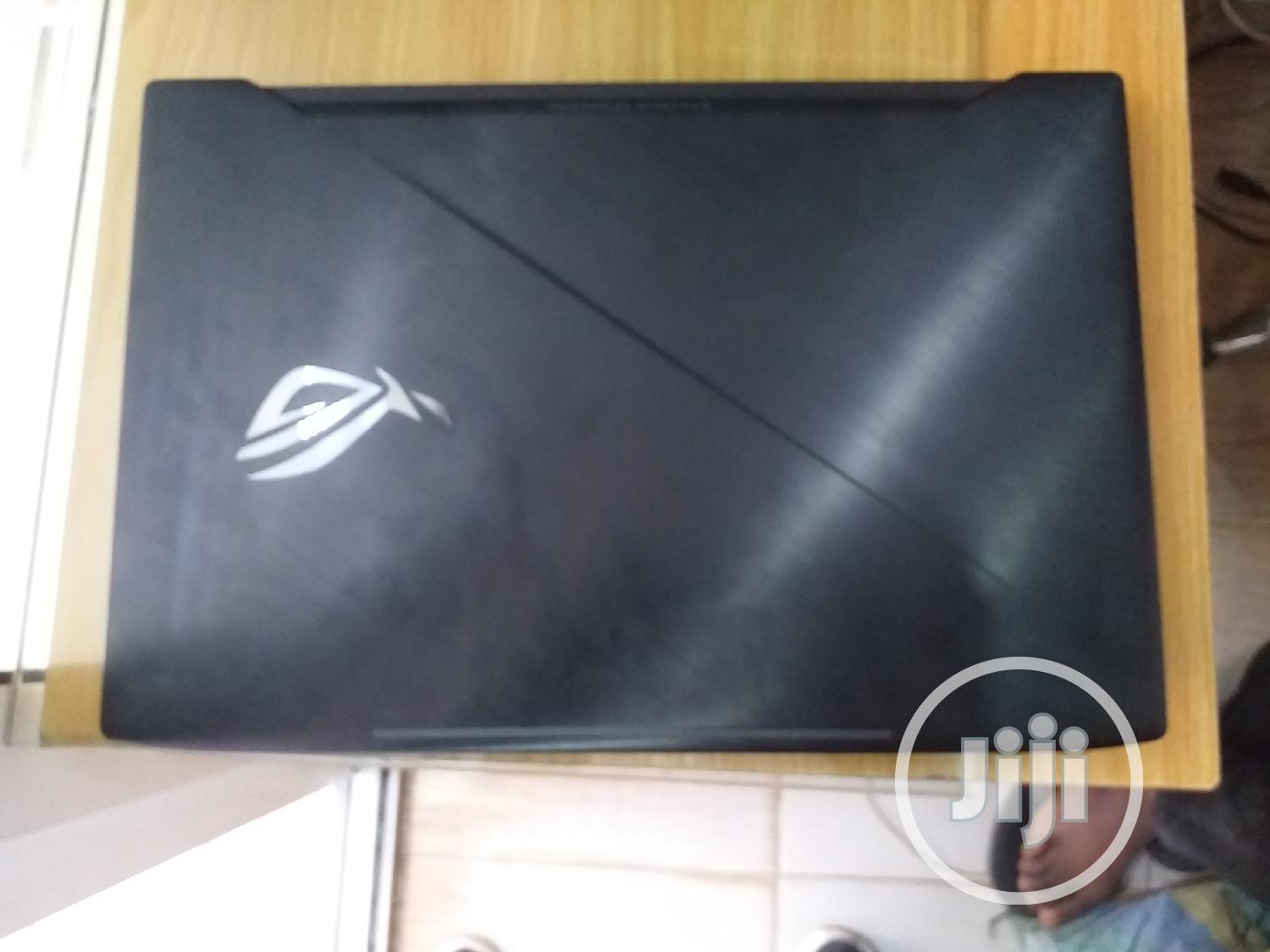 Laptop Asus ROG Strix GL703 16GB Intel Core I7 SSHD (Hybrid) 1.5T